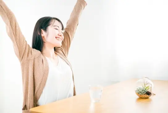 リンパマッサージの後、身体が楽になった女性